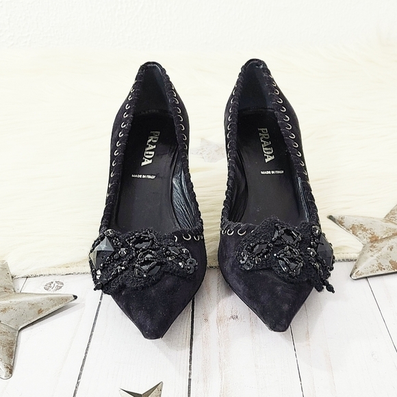 Prada black suede beaded pumps size 35 - Picture 4 of 10